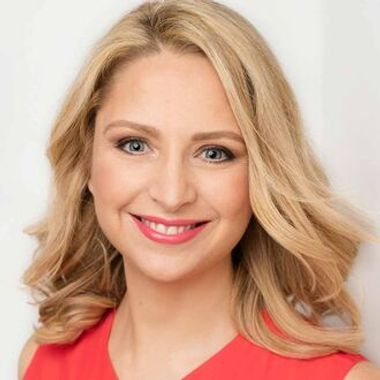 Ms Nicole  Denholder